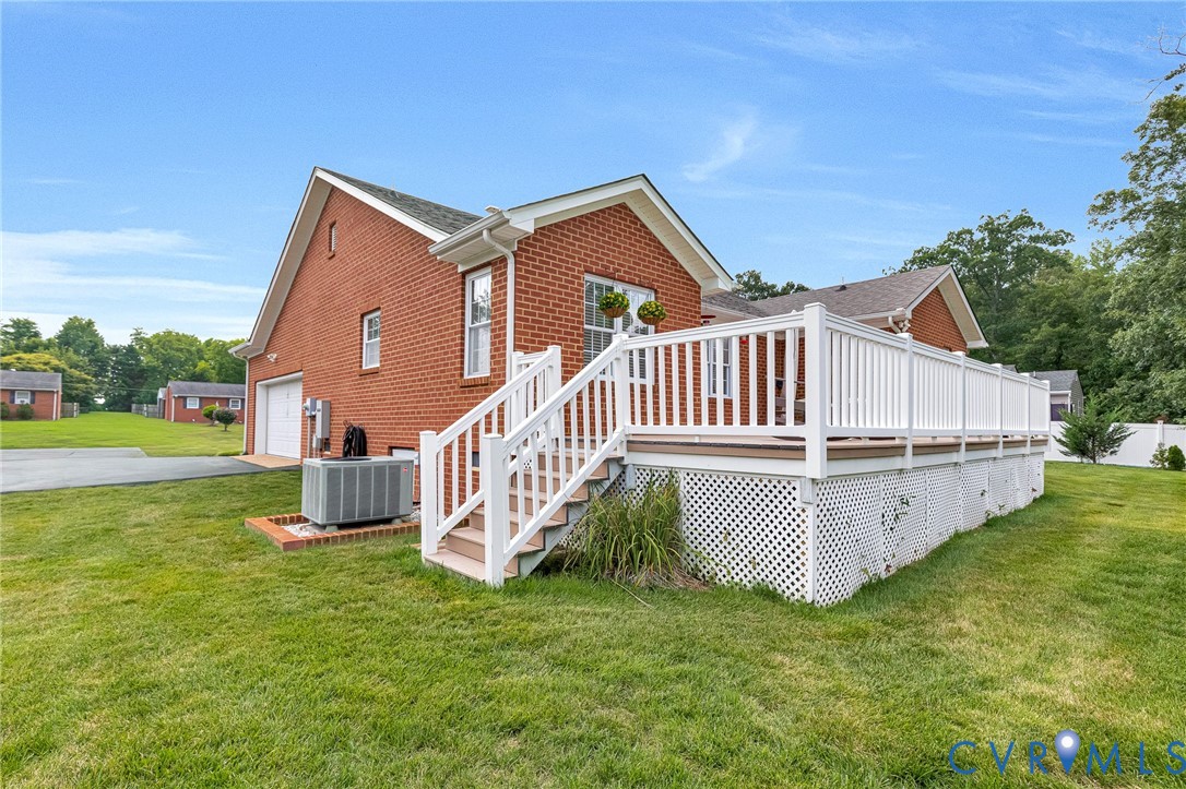 6190 Gary Ln
