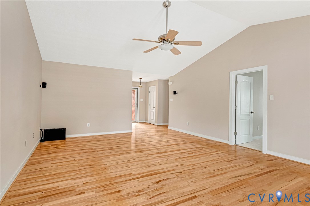 6190 Gary Ln