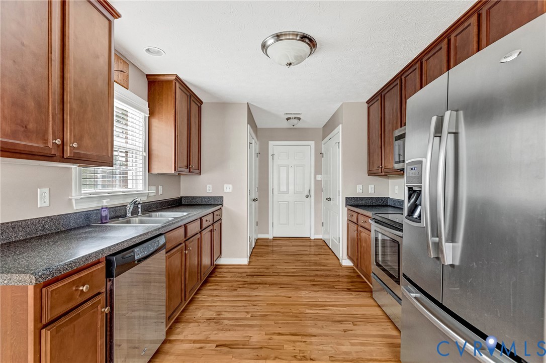 6190 Gary Ln