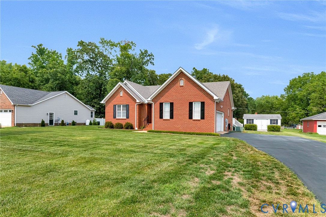 6190 Gary Ln