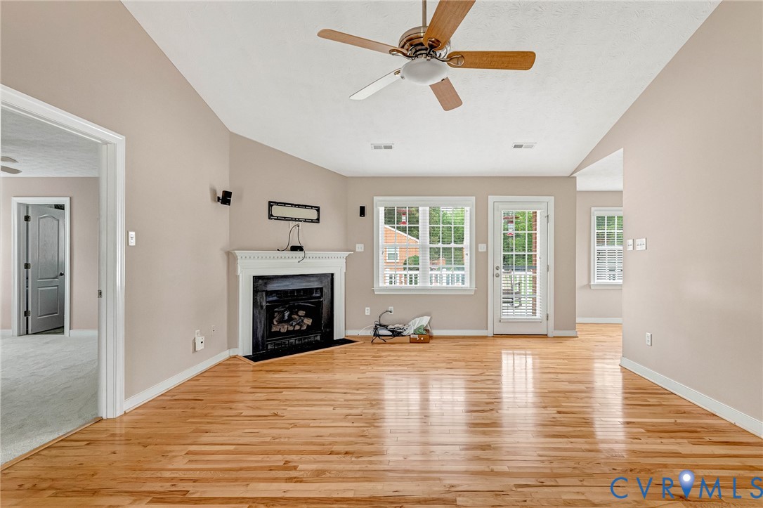 6190 Gary Ln