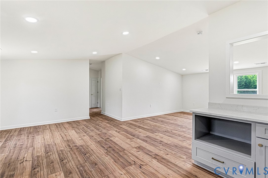 182 Clarks Rd