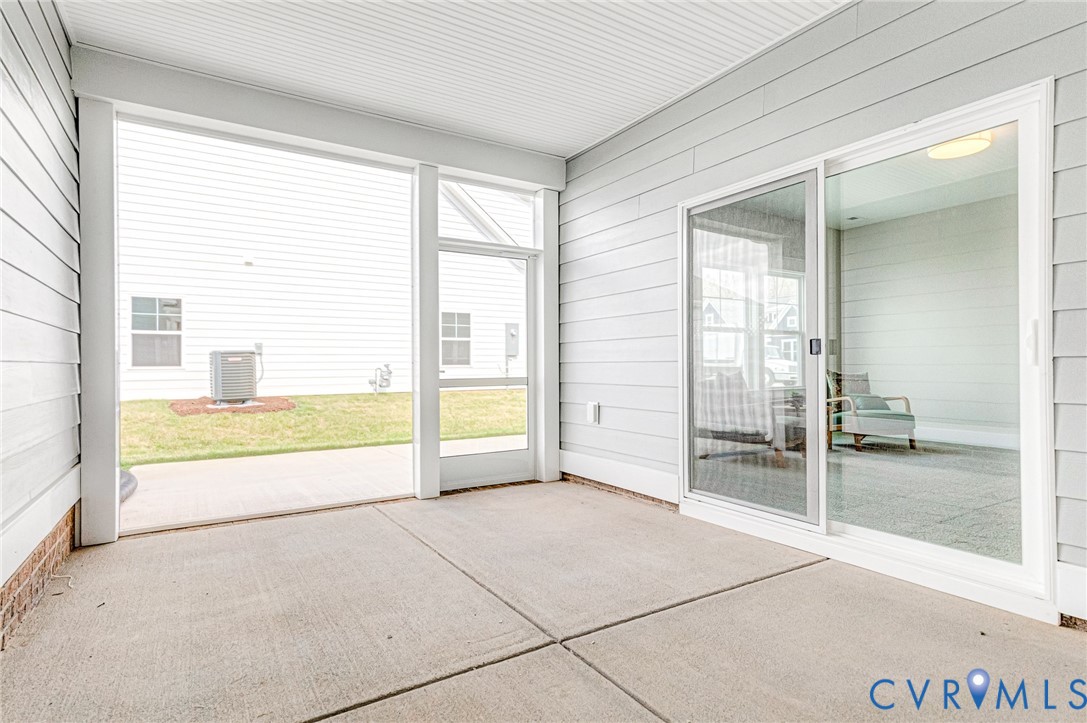10450 Odette Estate Ln Unit#Q4