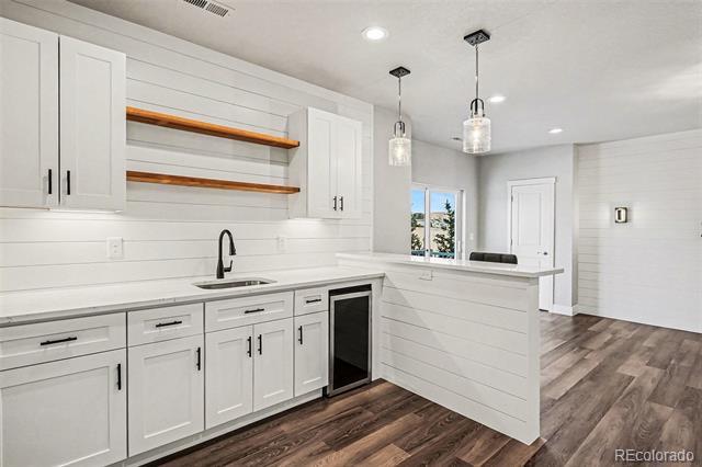 2305 Rosette Lane