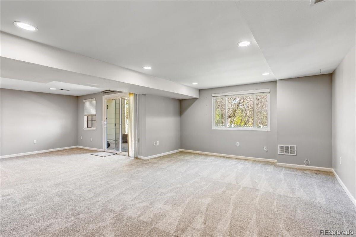 10417 Red Mountain W