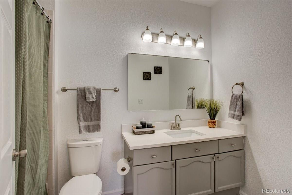 14211 E 1st Drive Unit: 202