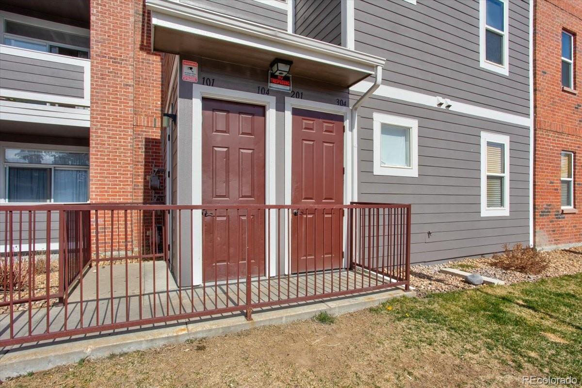 14211 E 1st Drive Unit: 202