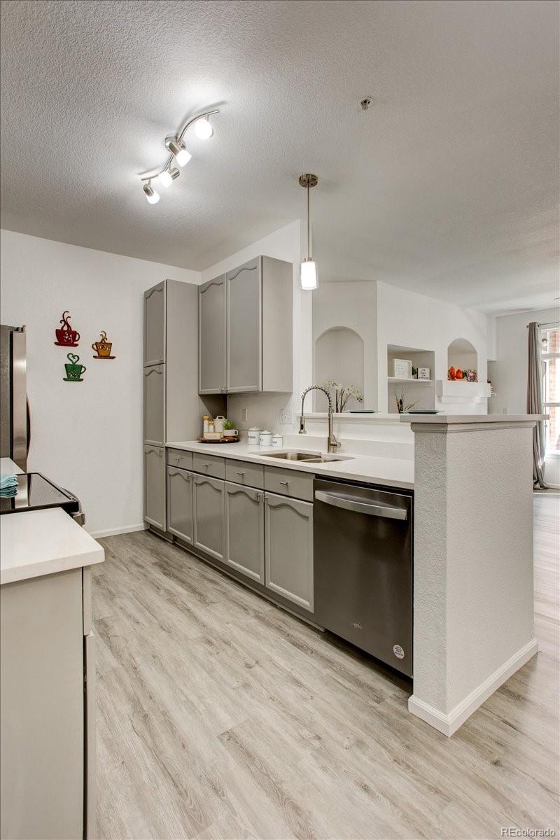 14211 E 1st Drive Unit: 202