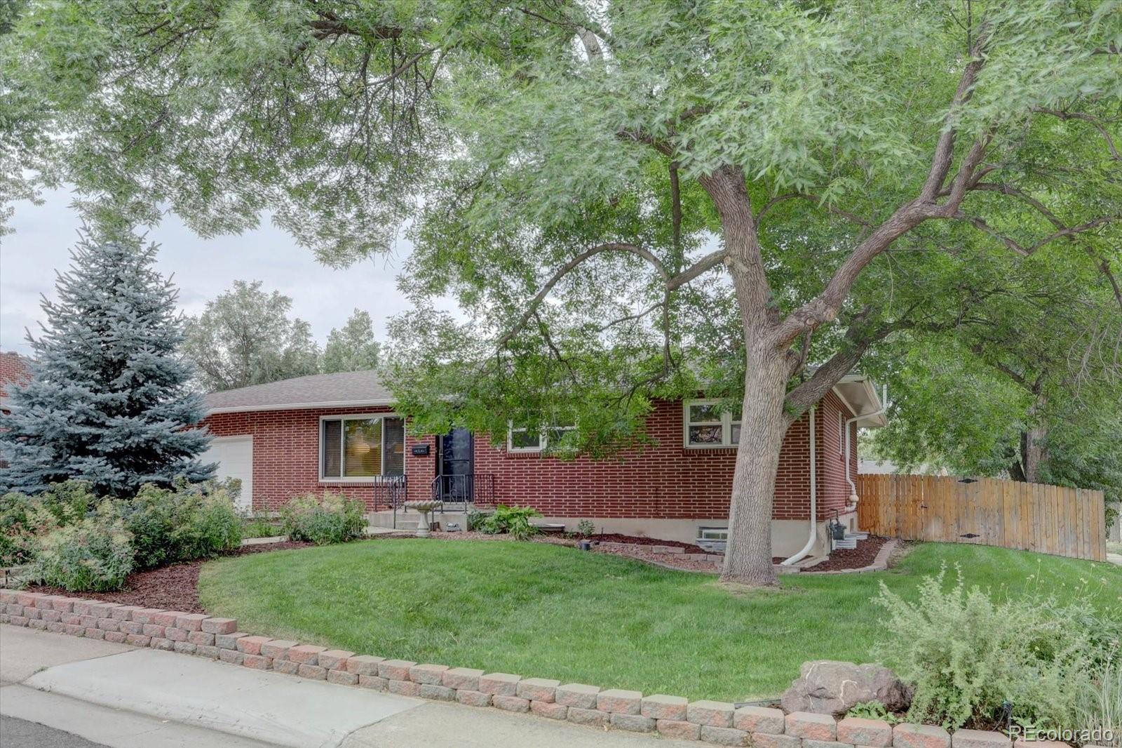4192 W Eastman Avenue