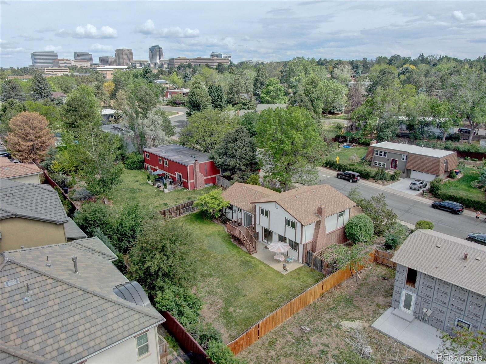 7053 E Maplewood Avenue