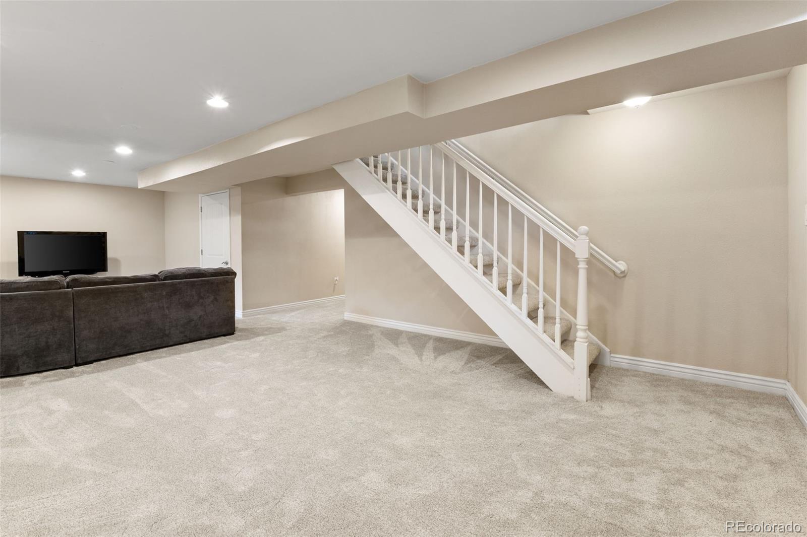 10005 W Warren Drive