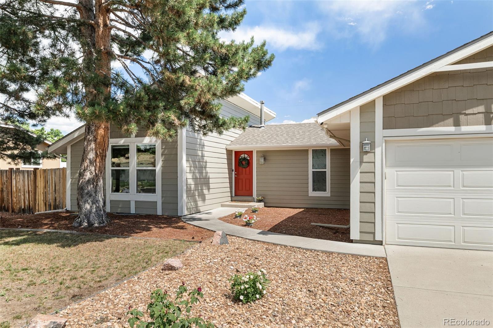 10005 W Warren Drive