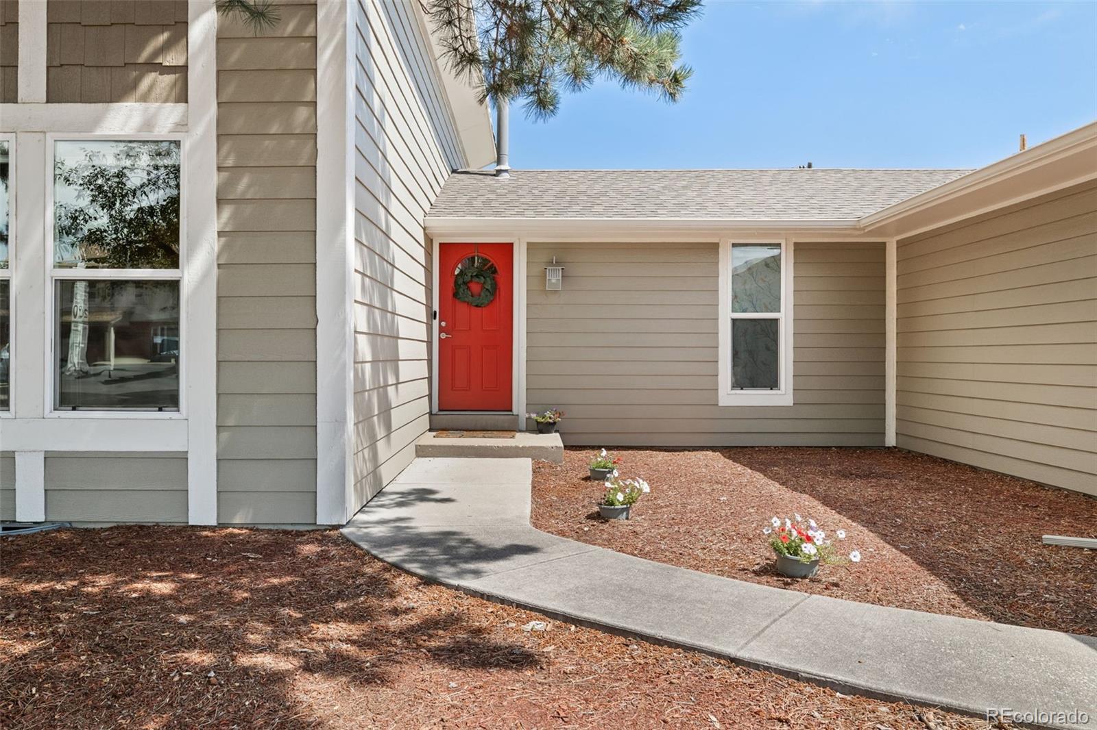 10005 W Warren Drive