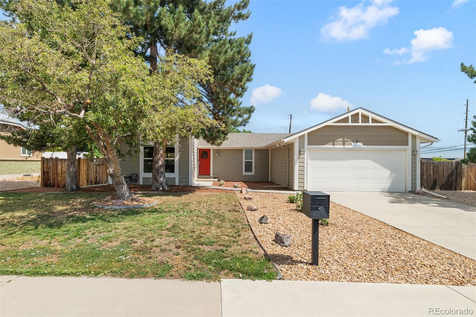 10005 W Warren Drive