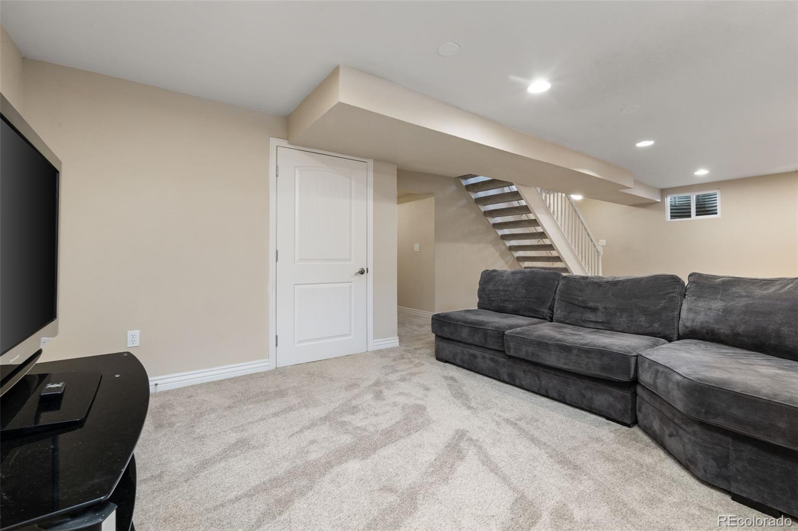 10005 W Warren Drive