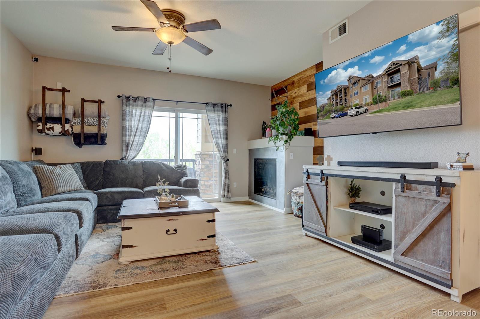 8726 S Kline Street Unit: A206