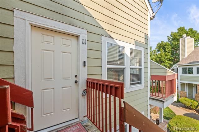 932 S Dearborn Way Unit: 11