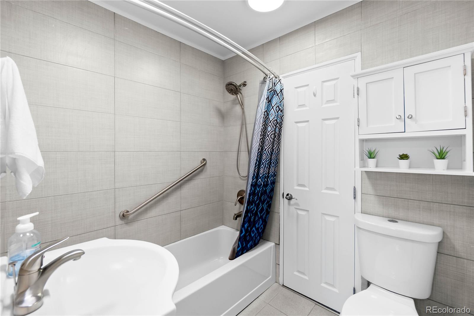 16482 E Radcliff Place Unit: A