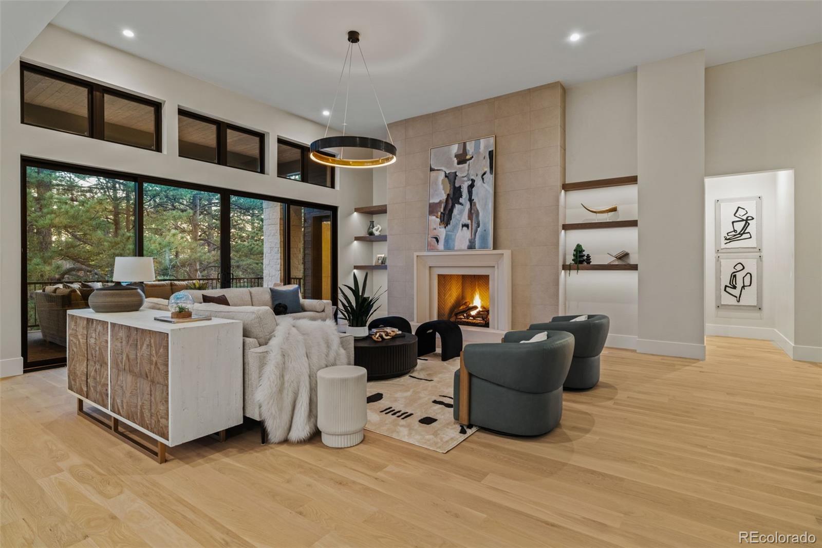 2580 Saddleback Drive