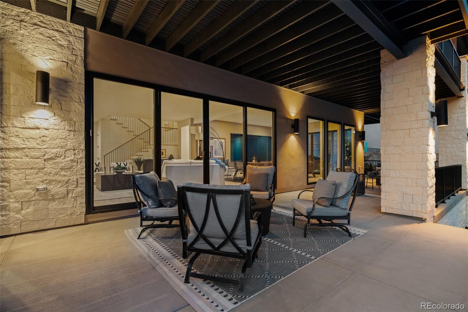 2580 Saddleback Drive