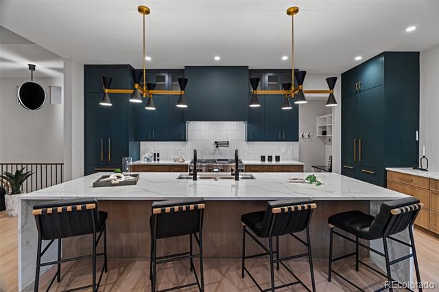2580 Saddleback Drive