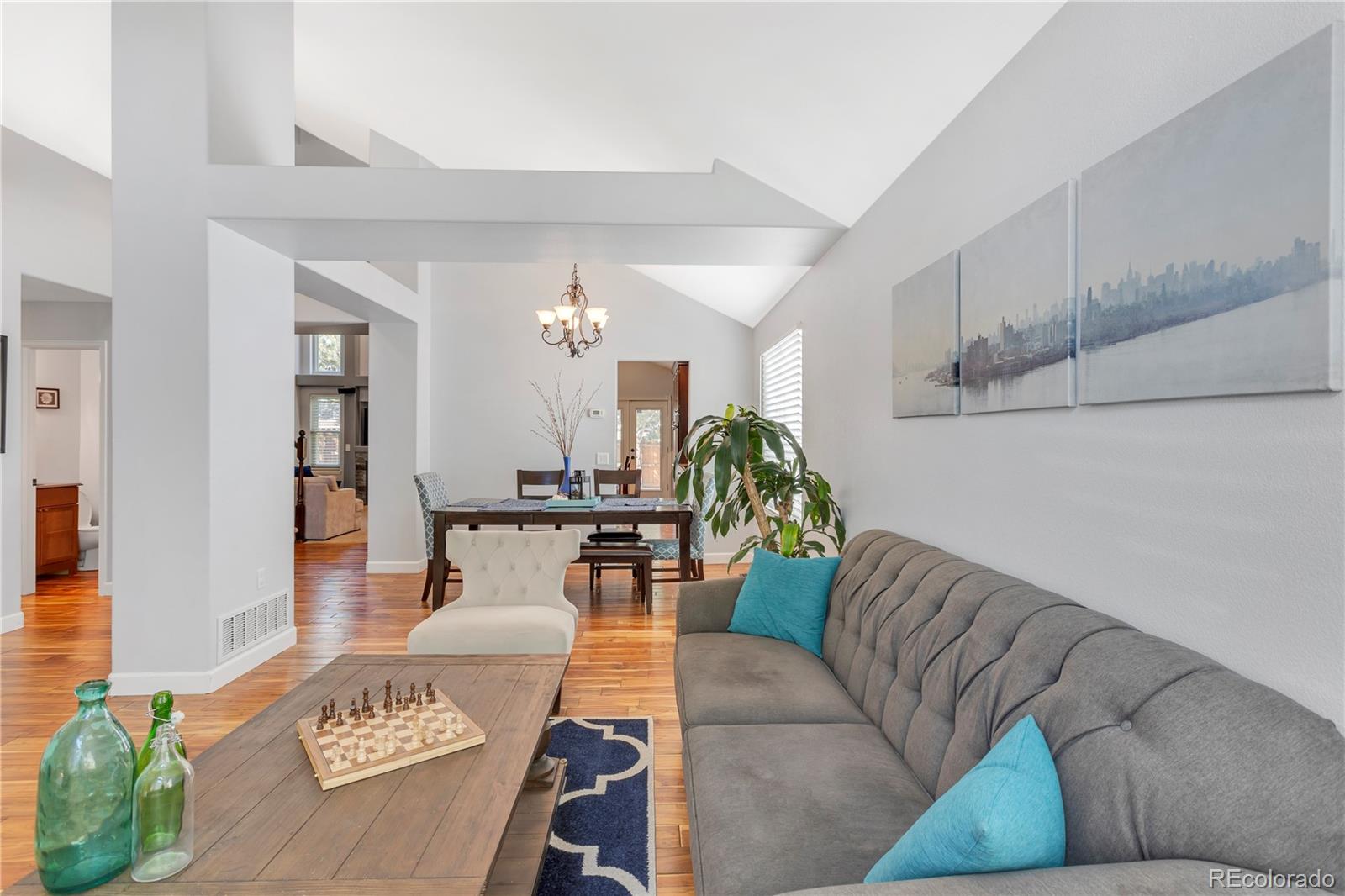 17043 Hastings Avenue