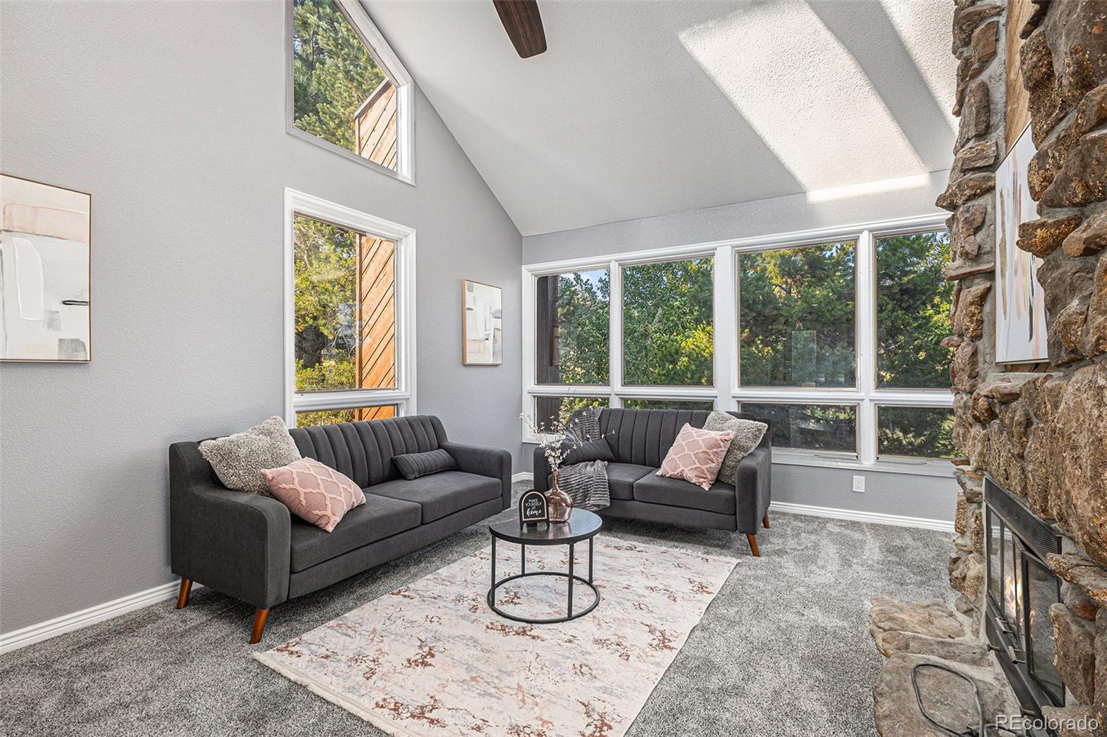 4432 Sentinel Rock