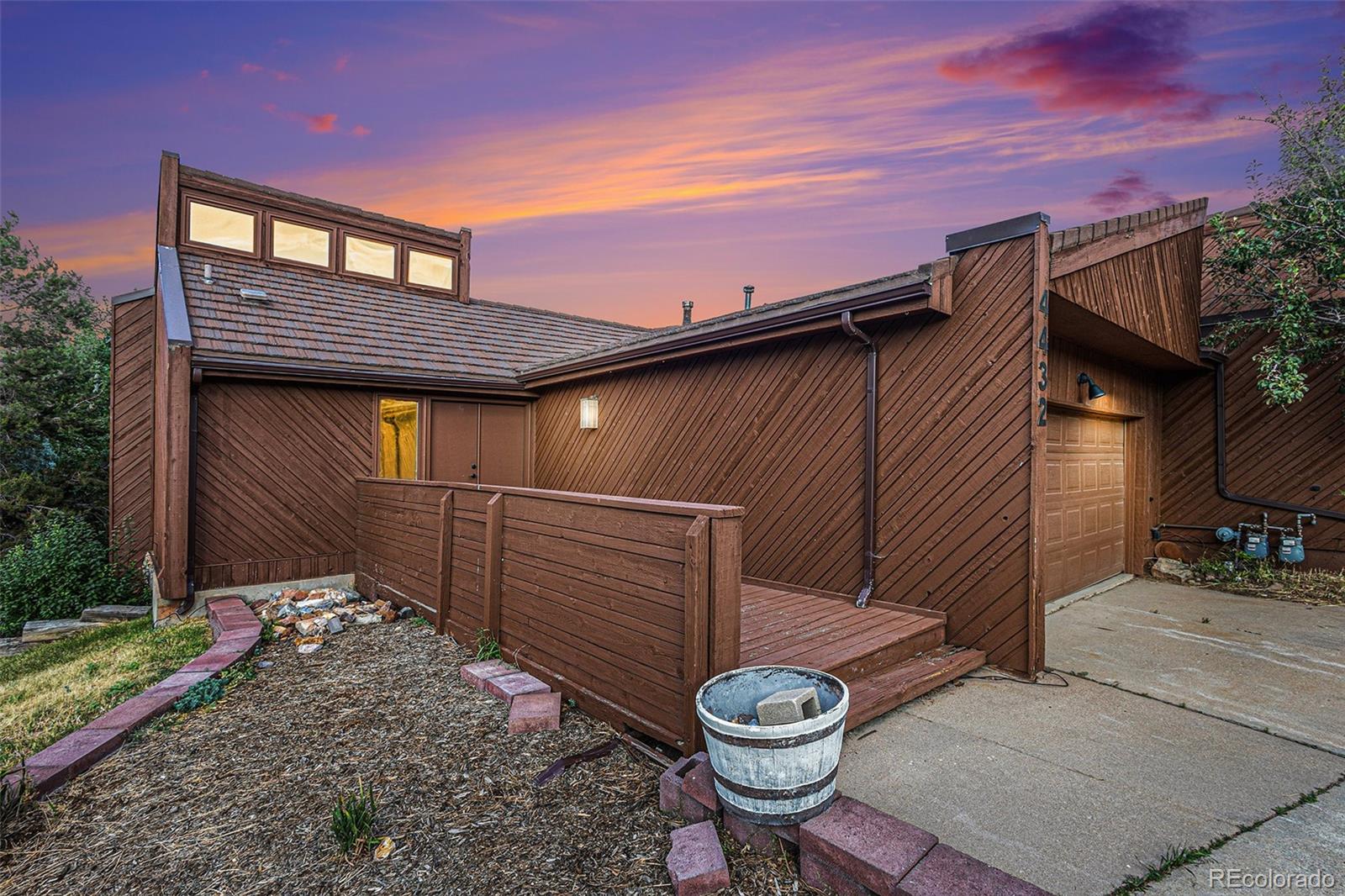 4432 Sentinel Rock