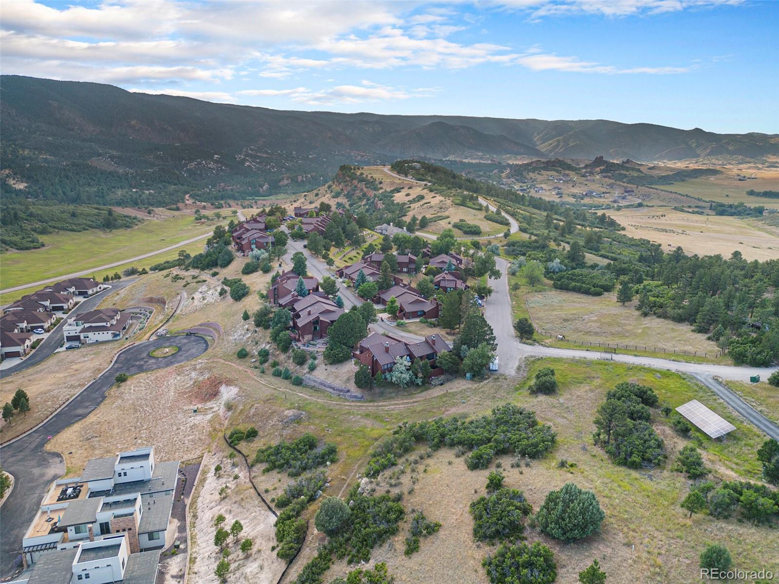 4432 Sentinel Rock