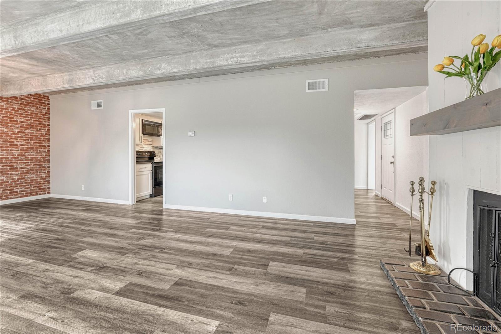 2525 S Dayton Way Unit: 2209