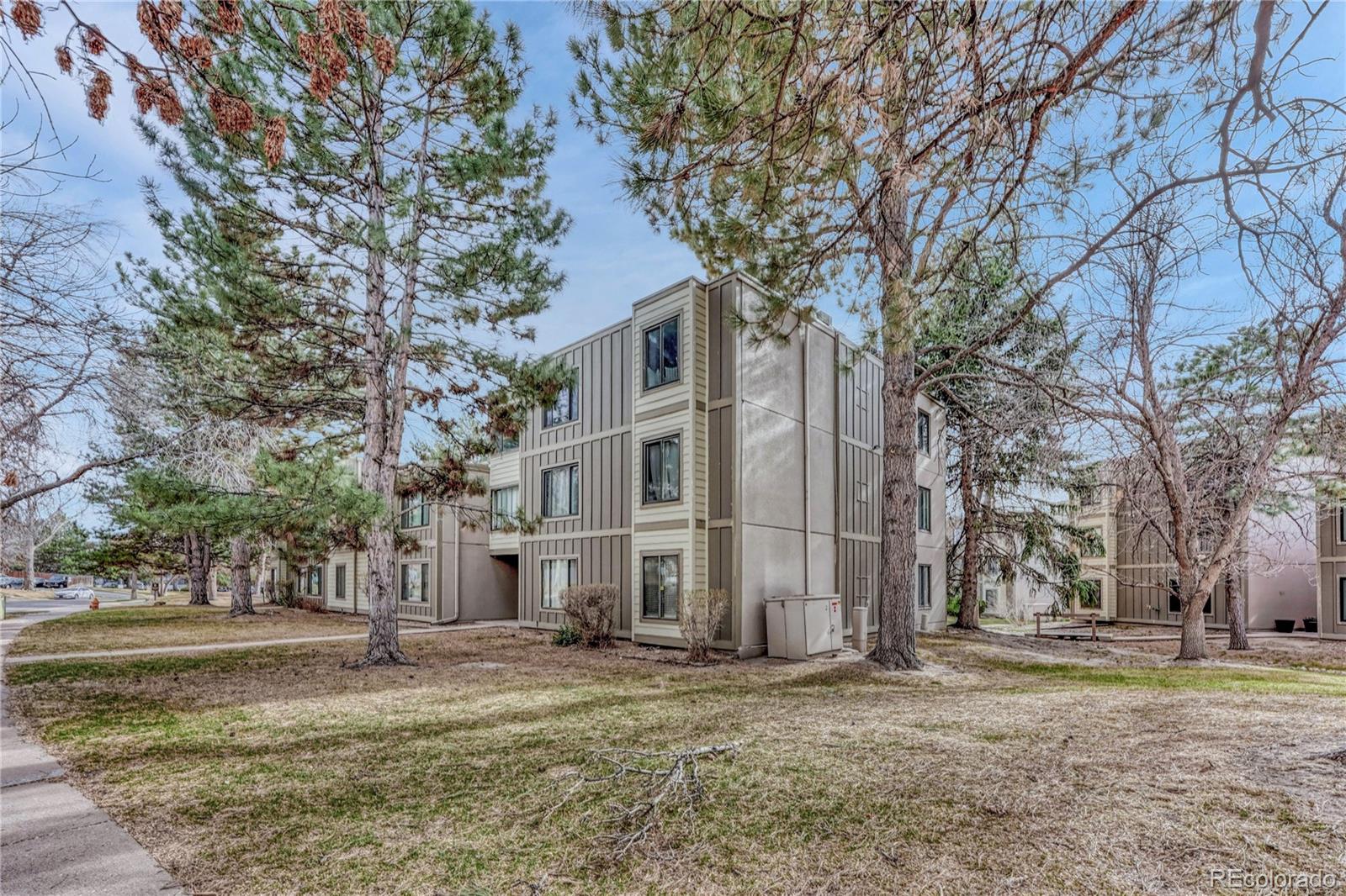 2525 S Dayton Way Unit: 2209