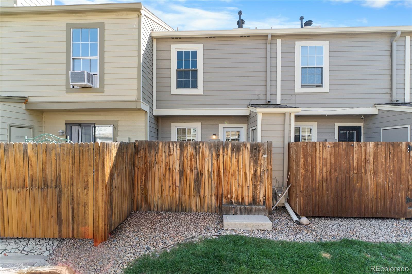 1811 S Quebec Way Unit: 143