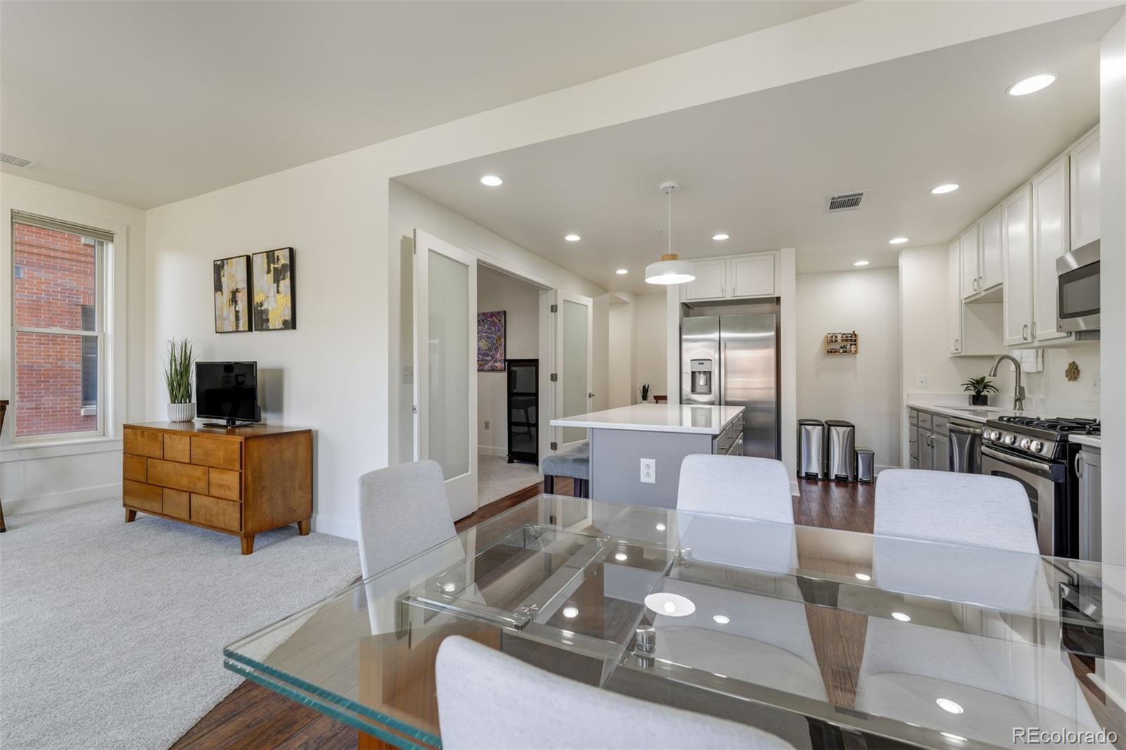 1630 N Clarkson Street Unit: 408