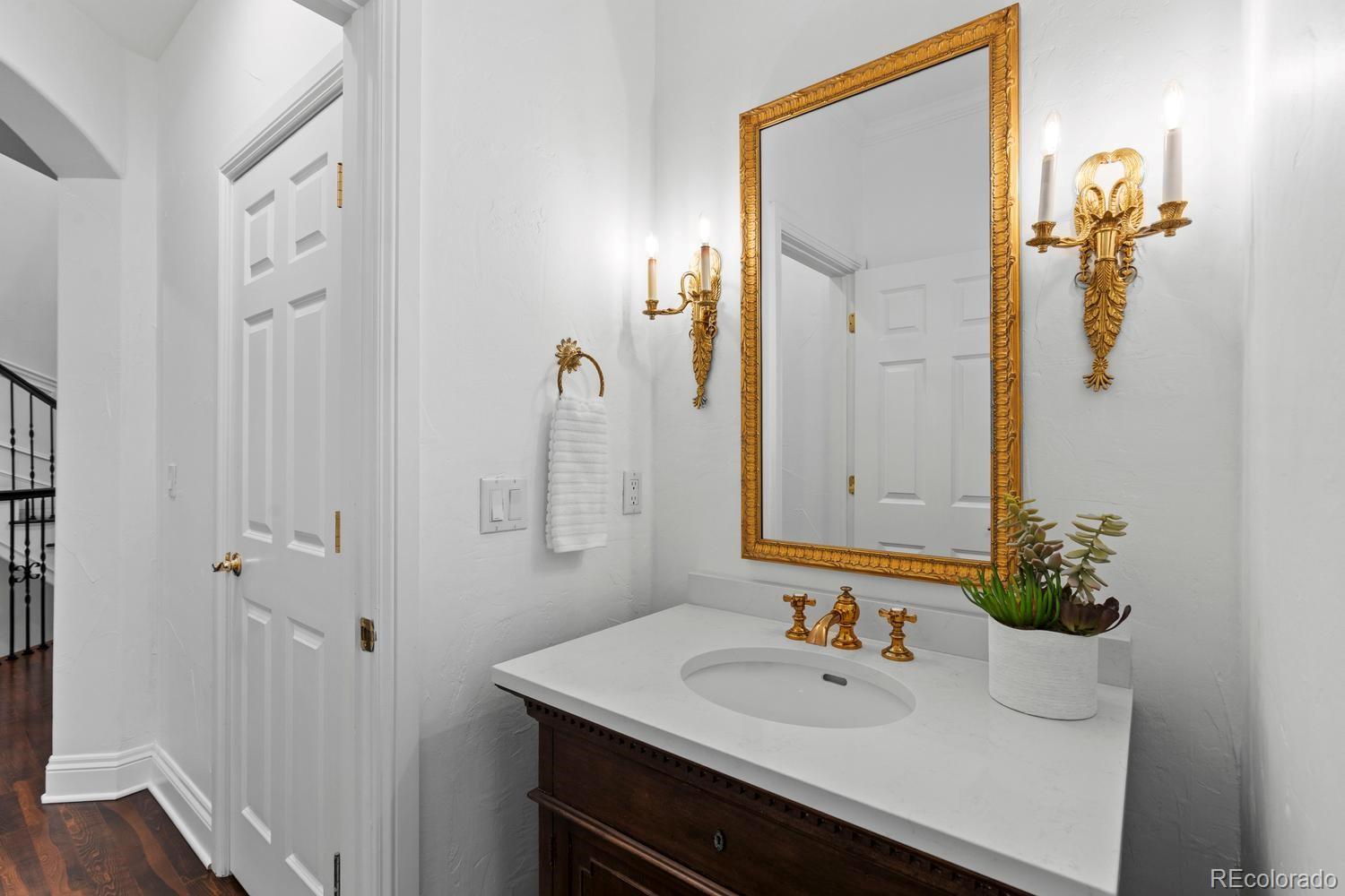 100 S University Boulevard Unit: 1