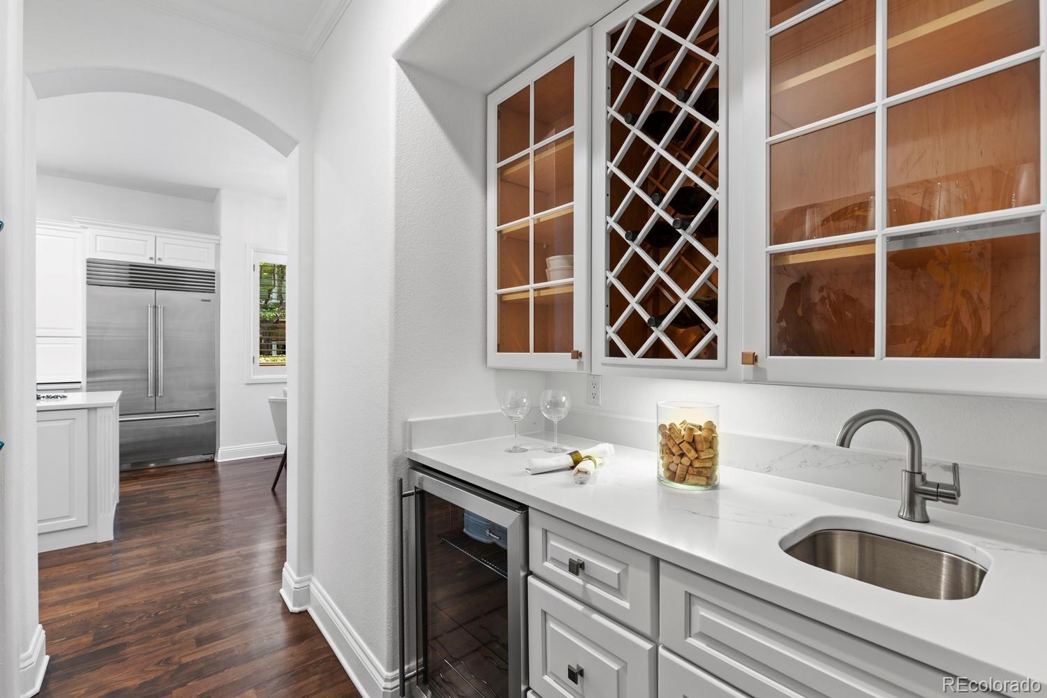 100 S University Boulevard Unit: 1