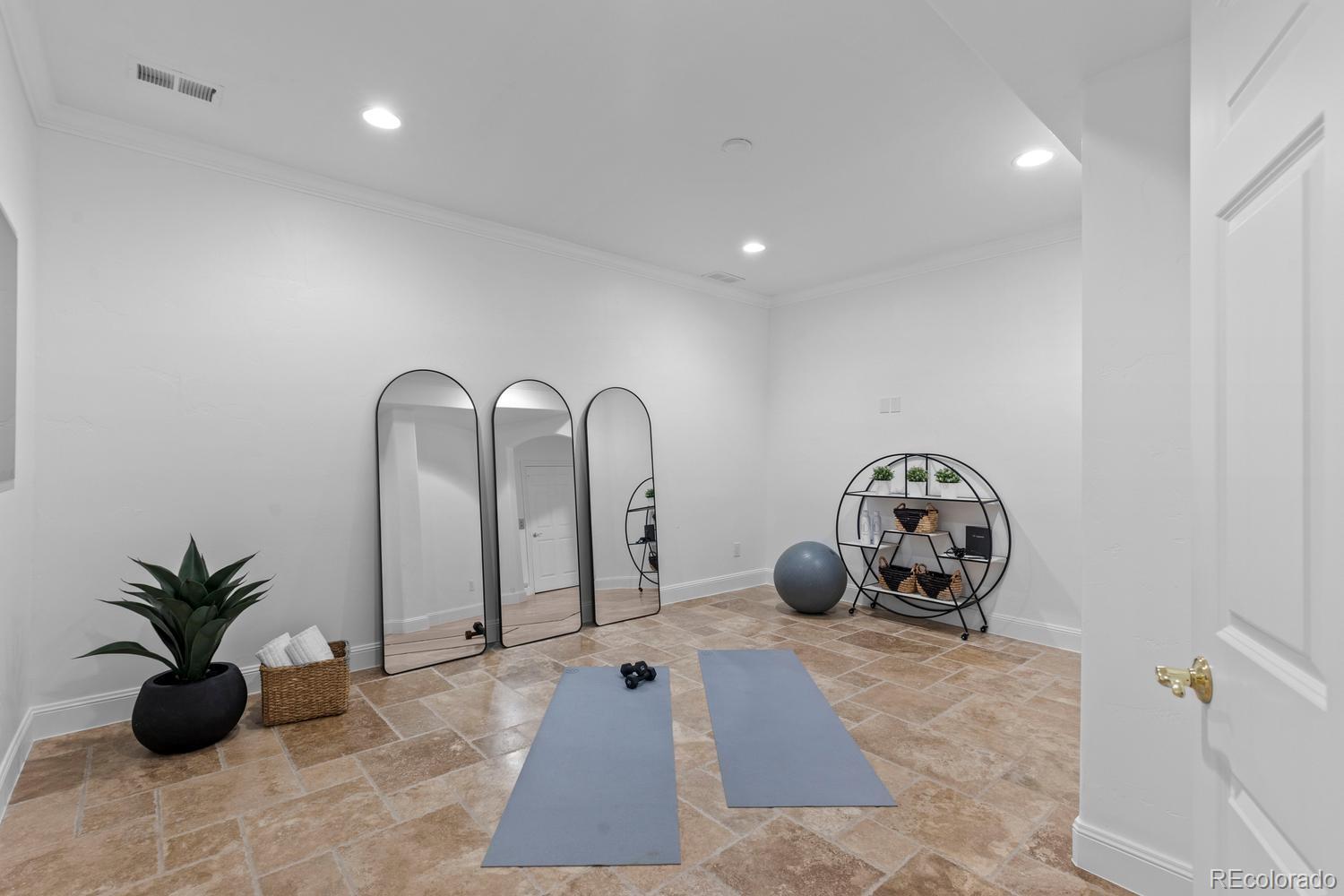 100 S University Boulevard Unit: 1