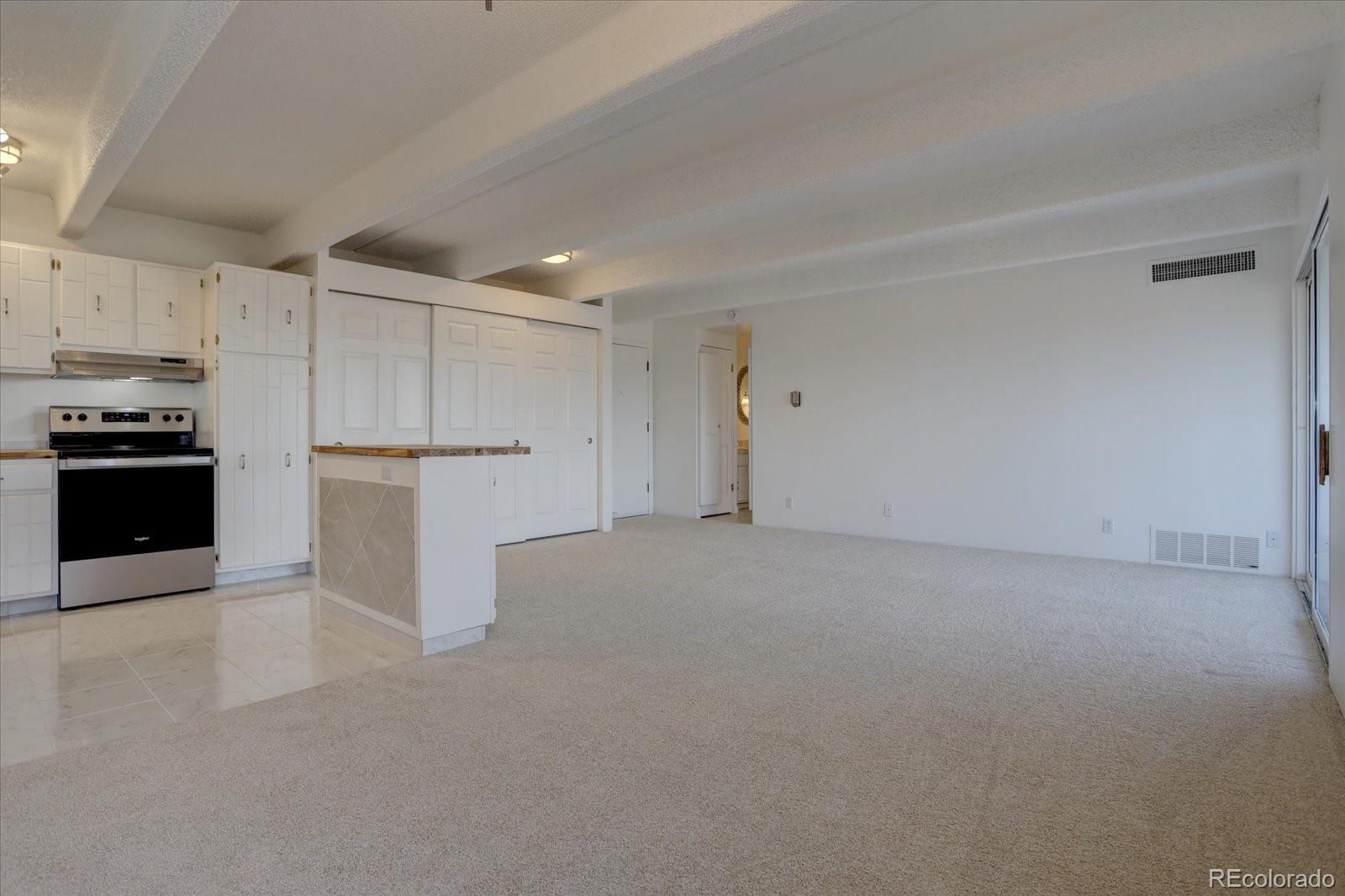 1365 Columbine Street Unit: 504