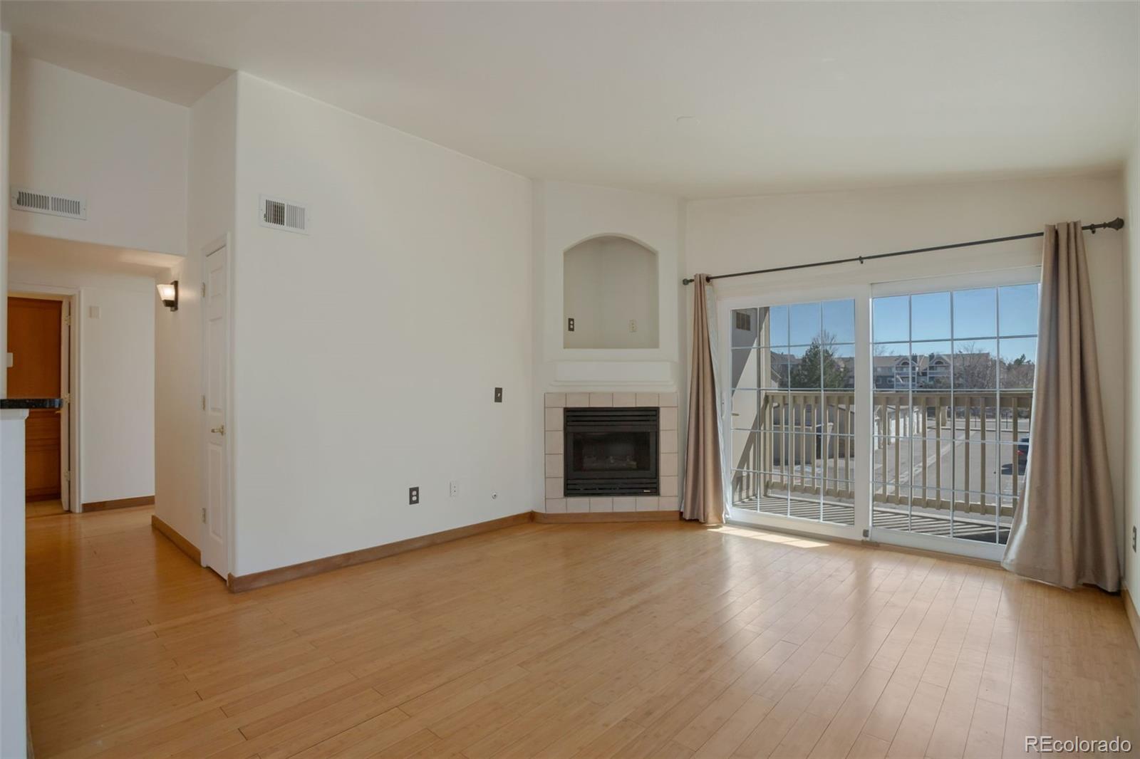 10091 E Carolina Drive Unit: 202