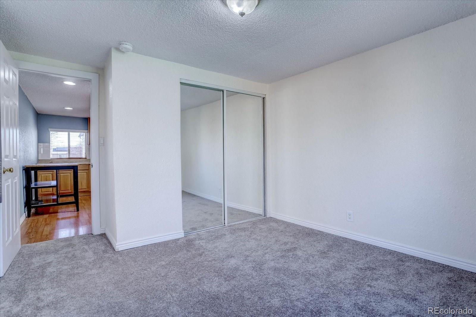 939 Knox Court