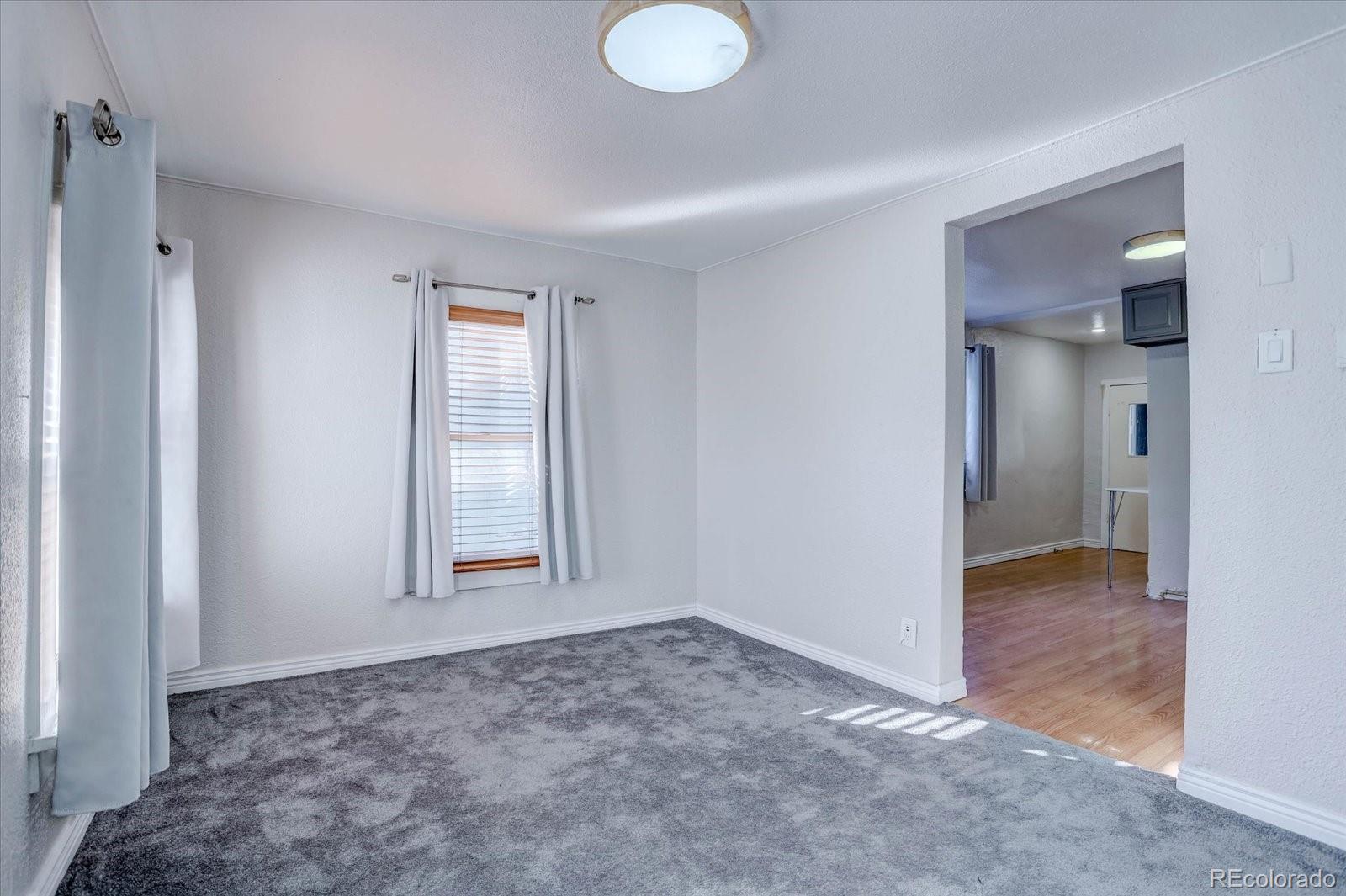 939 Knox Court