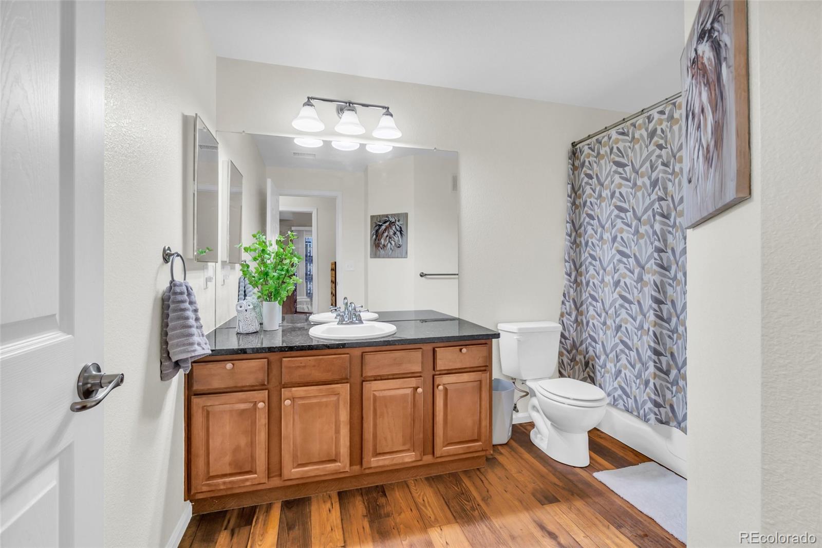 17525 Wilde Avenue Unit: 307