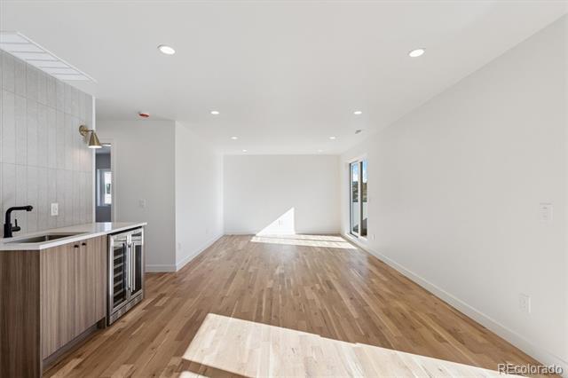 75 W Harvard Avenue