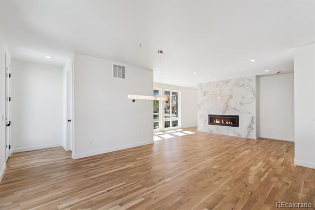 75 W Harvard Avenue