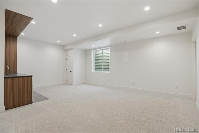 75 W Harvard Avenue
