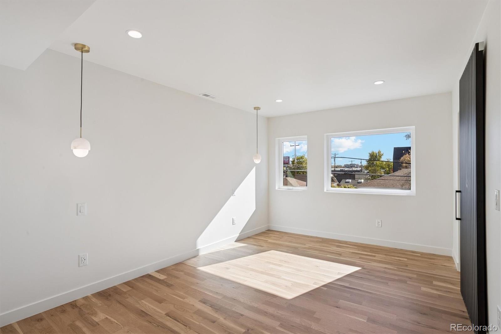 75 W Harvard Avenue