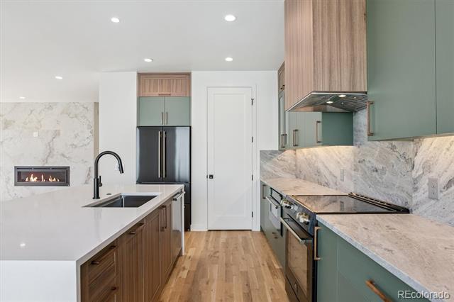 75 W Harvard Avenue