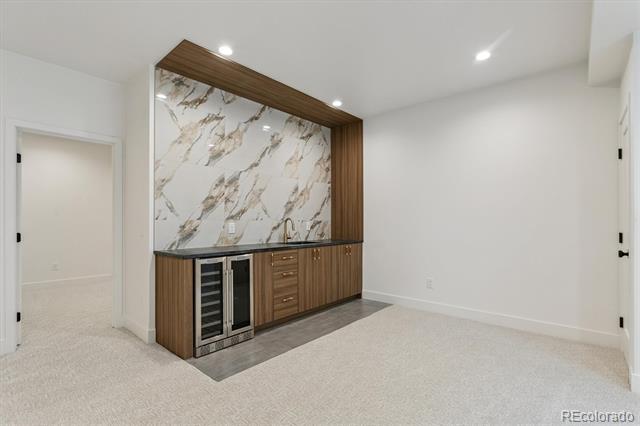 75 W Harvard Avenue