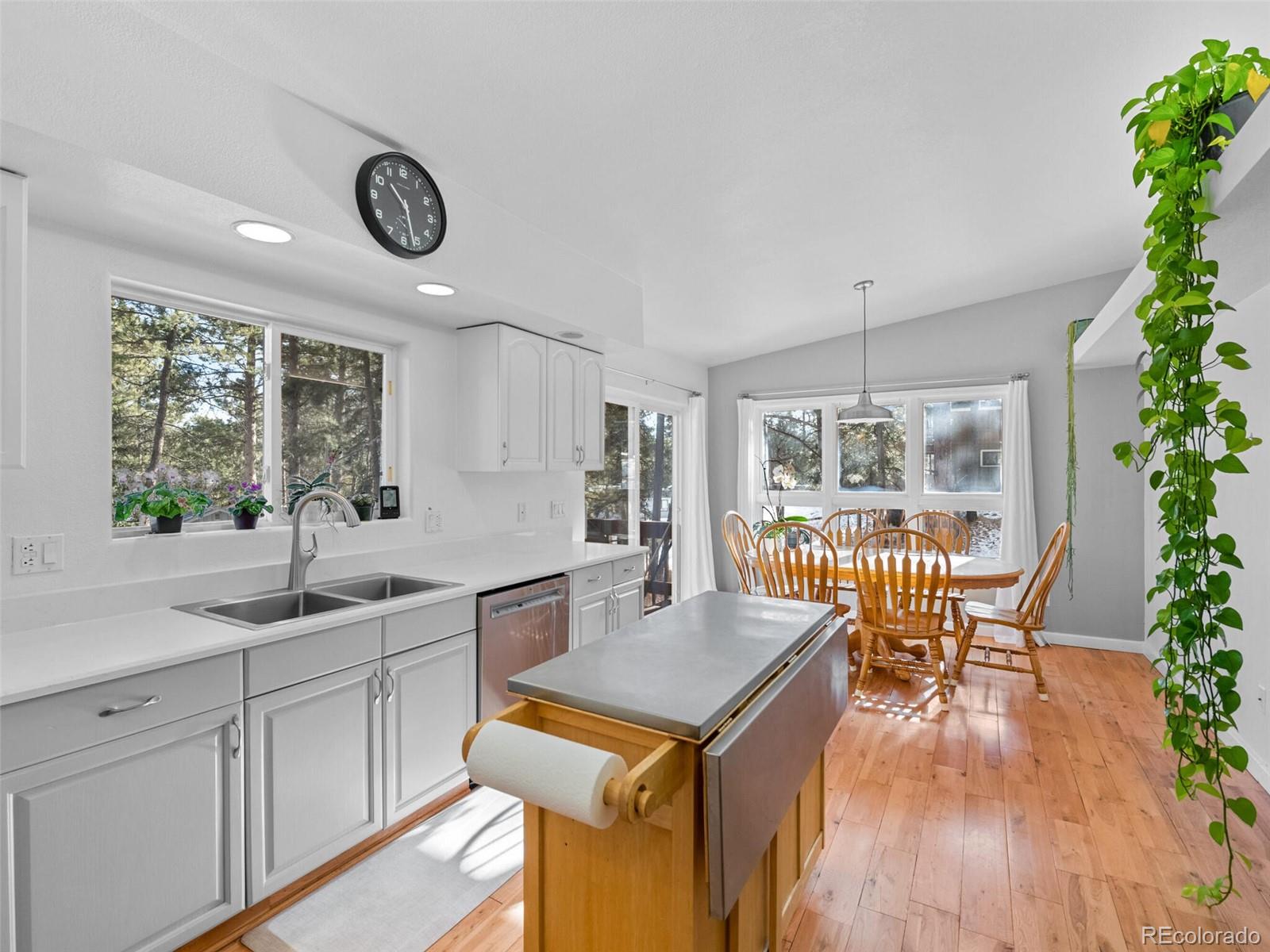 5462 Maggie Lane