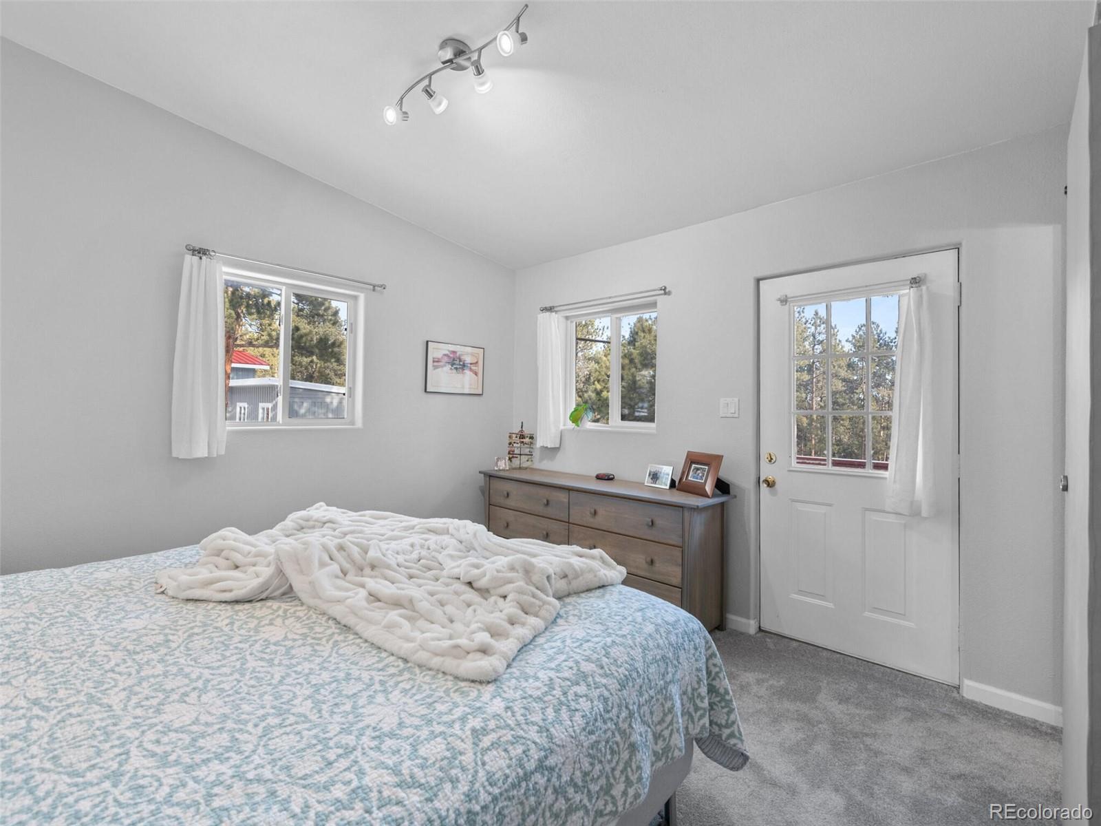 5462 Maggie Lane