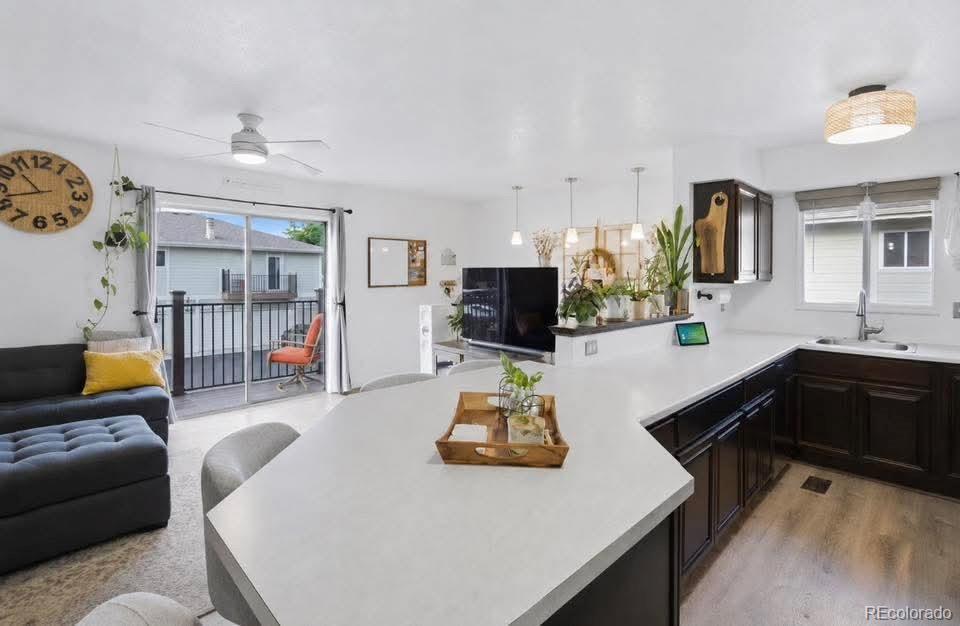 1250 S Monaco Street Parkway Unit: 12
